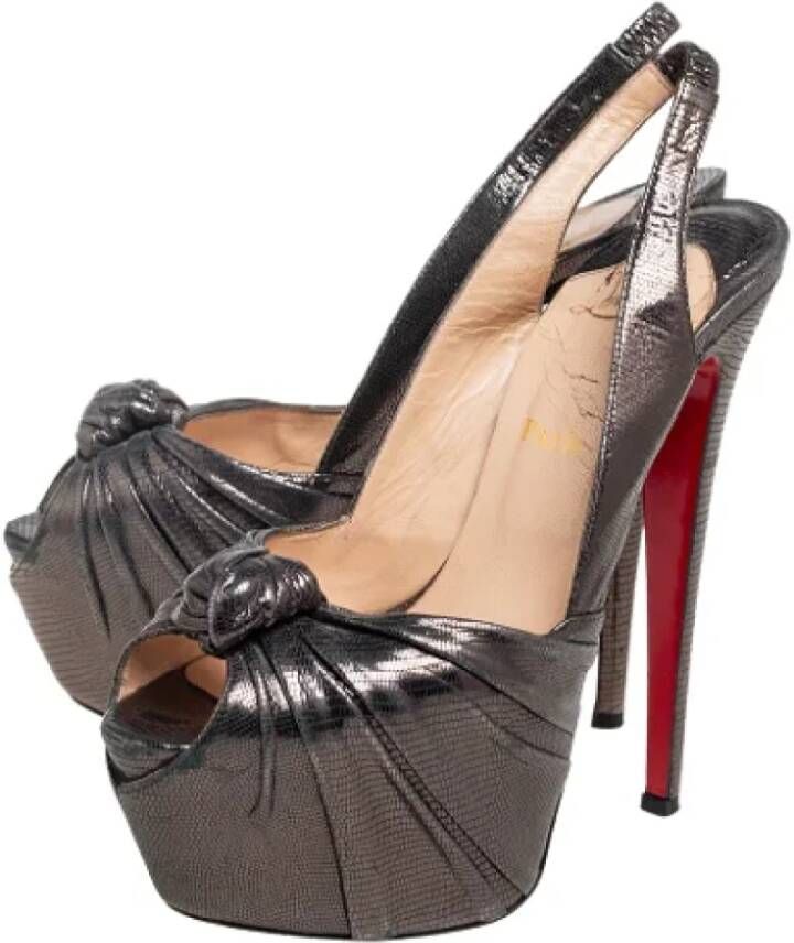 Christian Louboutin Pre-owned Suede heels Gray Dames