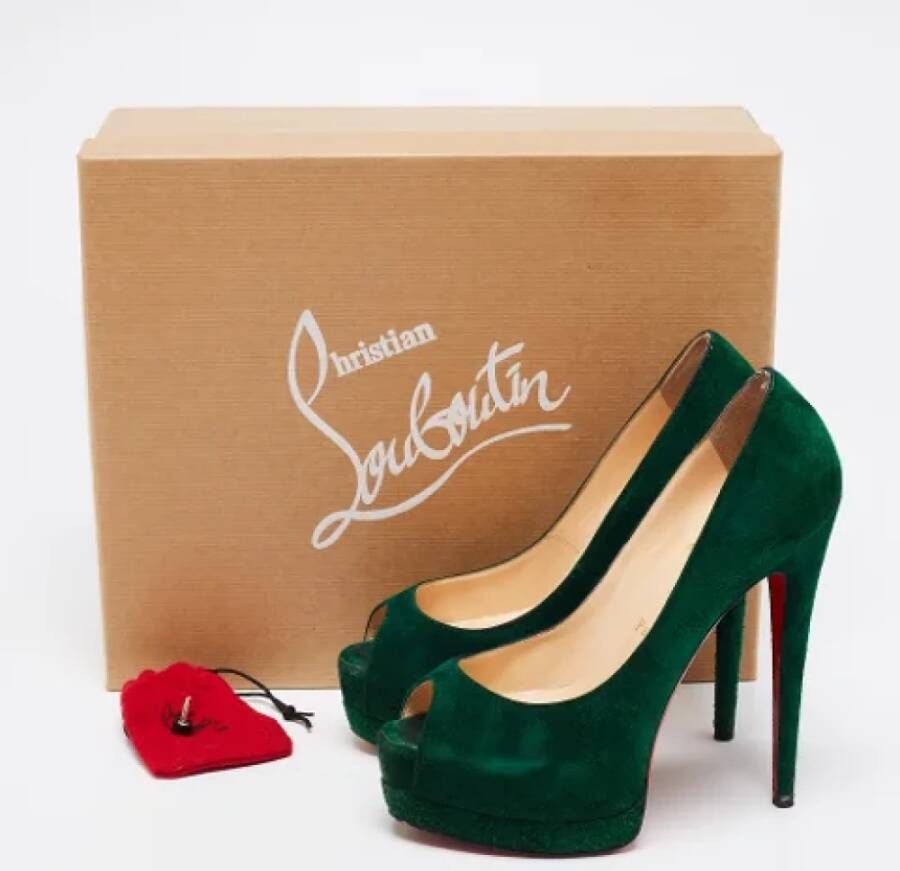 Christian Louboutin Pre-owned Suede heels Green Dames