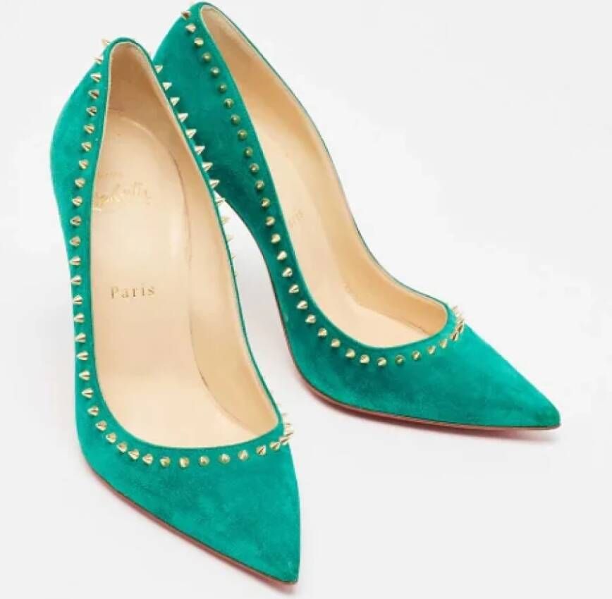 Christian Louboutin Pre-owned Suede heels Green Dames