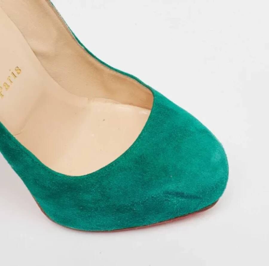 Christian Louboutin Pre-owned Suede heels Green Dames