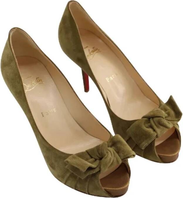 Christian Louboutin Pre-owned Suede heels Green Dames