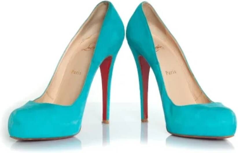 Christian Louboutin Pre-owned Suede heels Green Dames