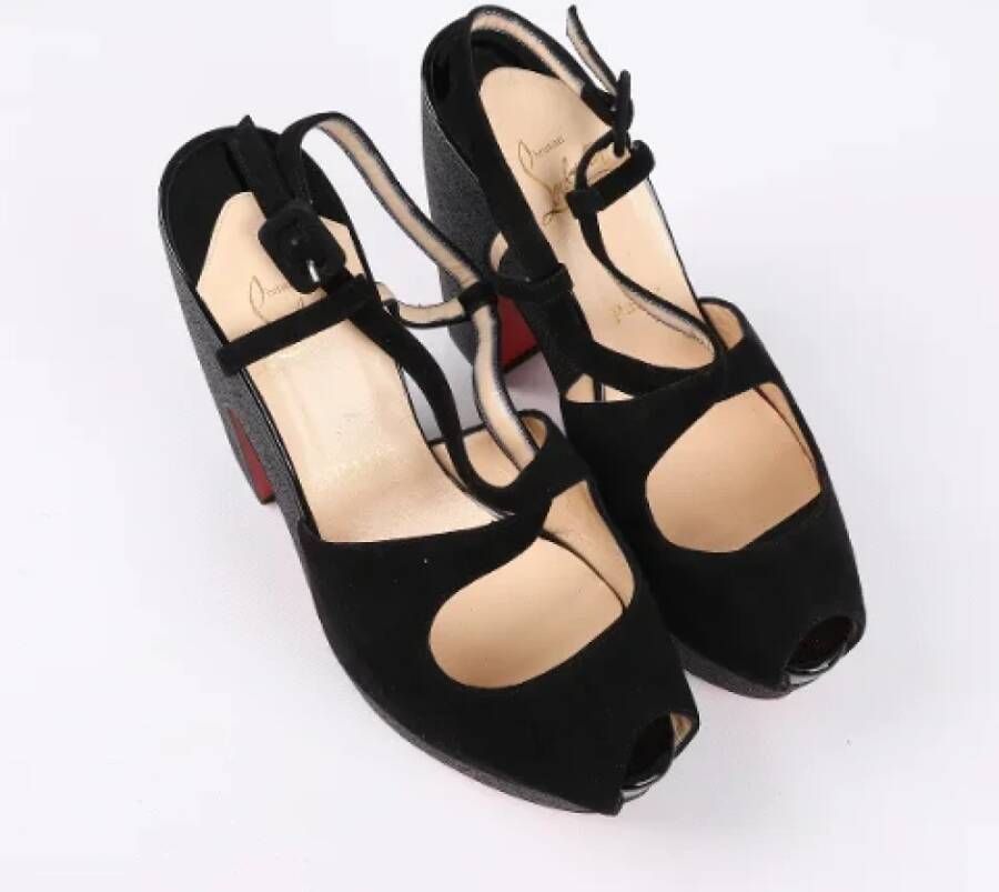 Christian Louboutin Pre-owned Suede sandals Black Dames