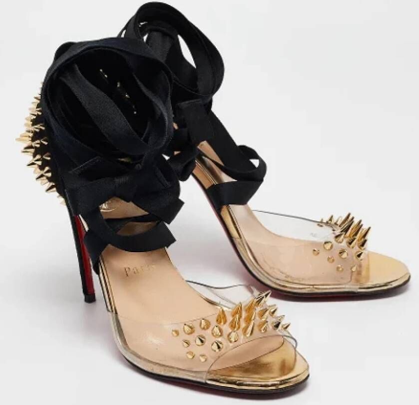 Christian Louboutin Pre-owned Suede sandals Black Dames