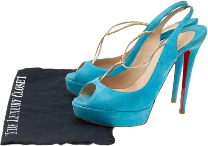 Christian Louboutin Pre-owned Suede sandals Blue Dames