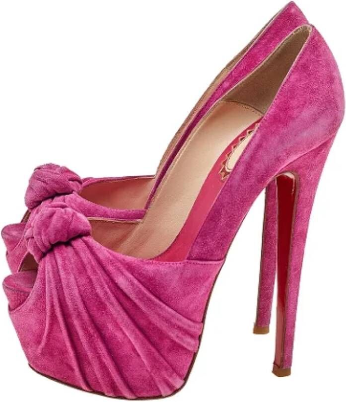 Christian Louboutin Pre-owned Suede sandals Pink Dames