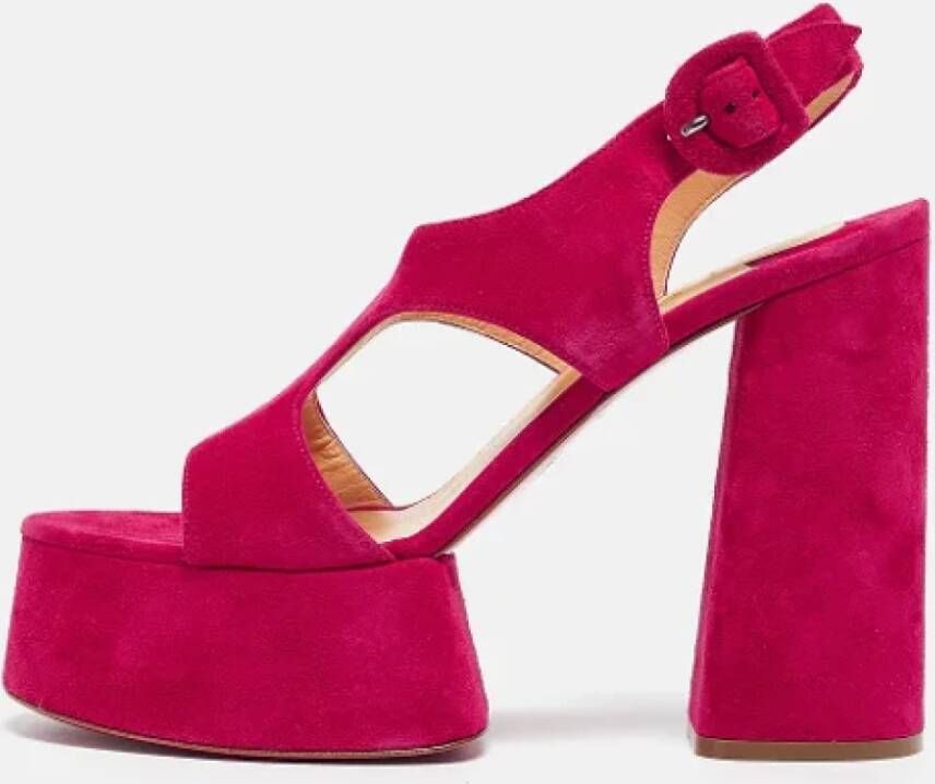 Christian Louboutin Pre-owned Suede sandals Pink Dames