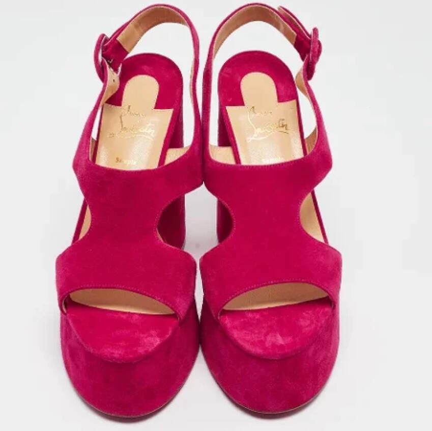 Christian Louboutin Pre-owned Suede sandals Pink Dames