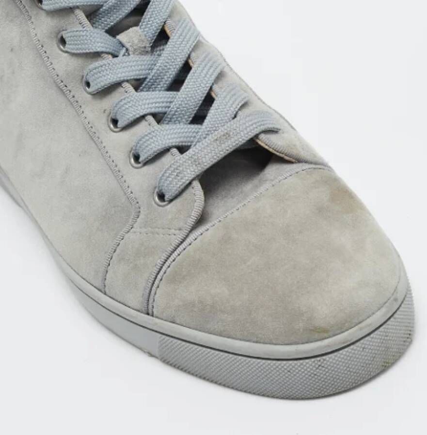 Christian Louboutin Pre-owned Suede sneakers Gray Heren