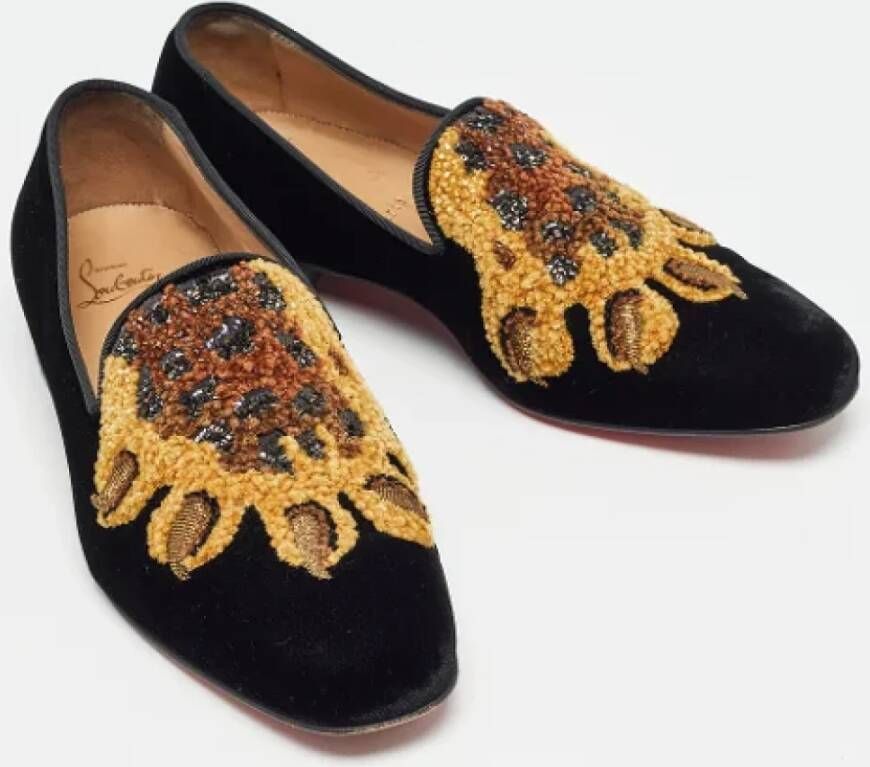 Christian Louboutin Pre-owned Velvet flats Black Dames