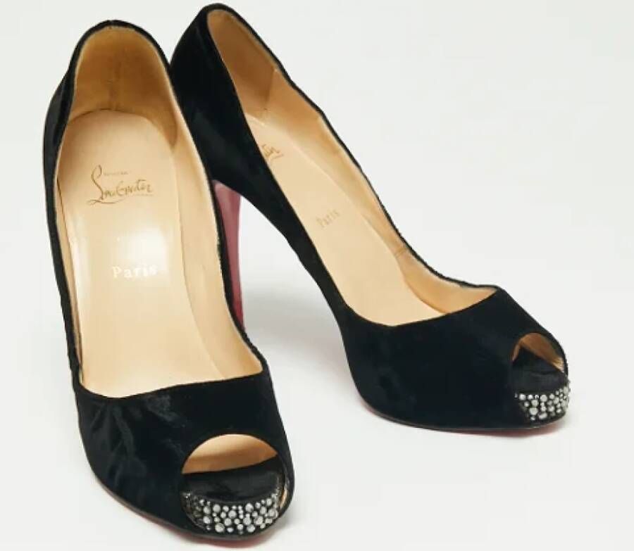 Christian Louboutin Pre-owned Velvet heels Black Dames