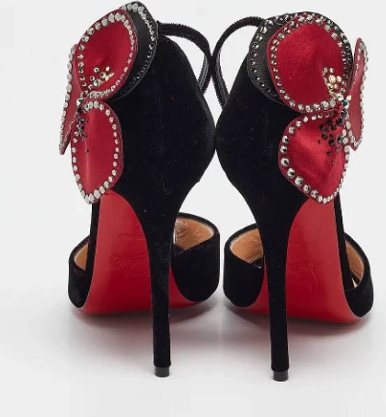 Christian Louboutin Pre-owned Velvet sandals Black Dames