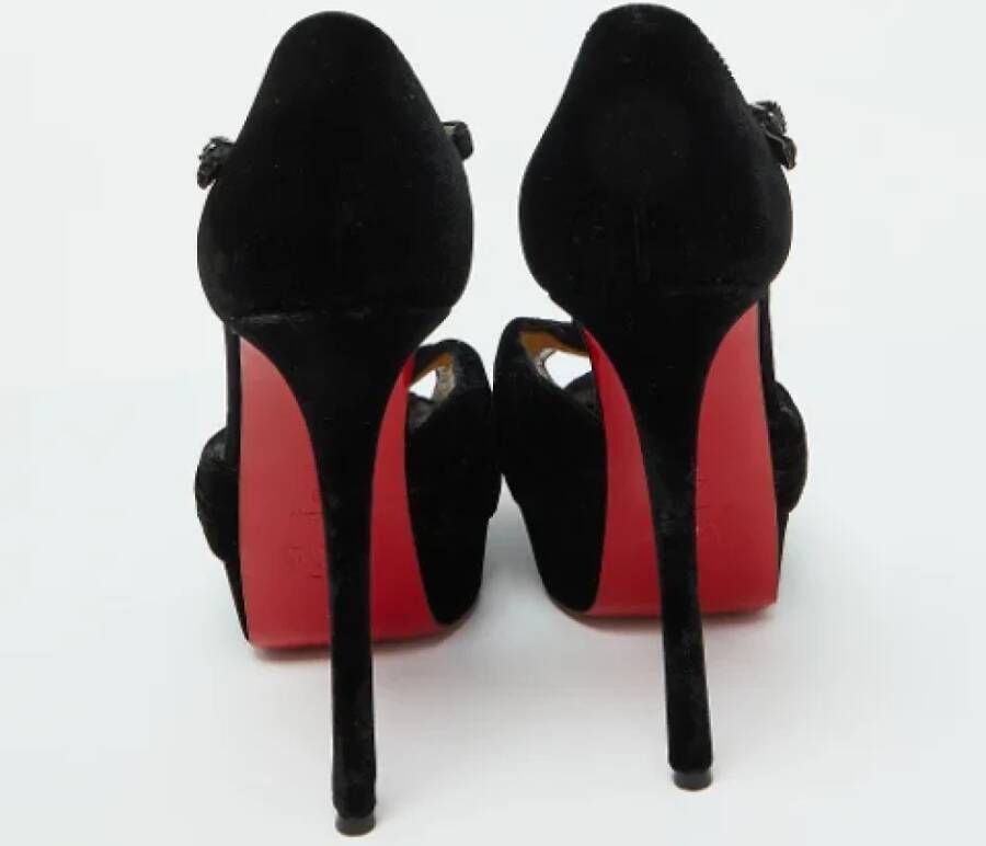 Christian Louboutin Pre-owned Velvet sandals Black Dames