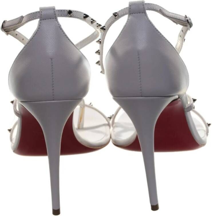 Christian Louboutin Witte Leren Hoge Hakken met Spikes Gray Dames