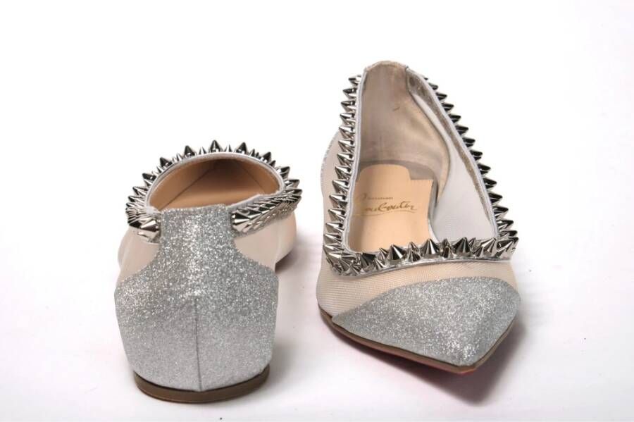 Christian Louboutin Zilveren Glitter Platte Puntige Schoen Gray Dames