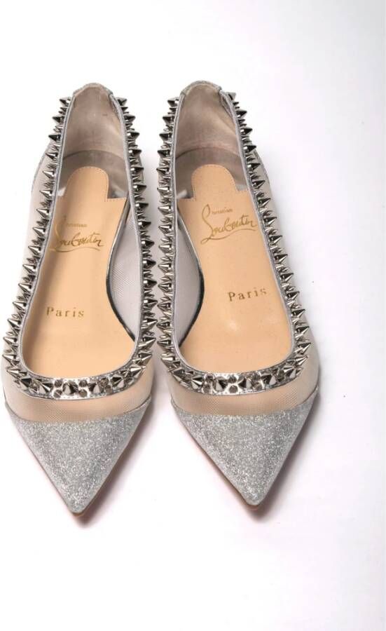 Christian Louboutin Zilveren Glitter Platte Puntige Schoen Gray Dames