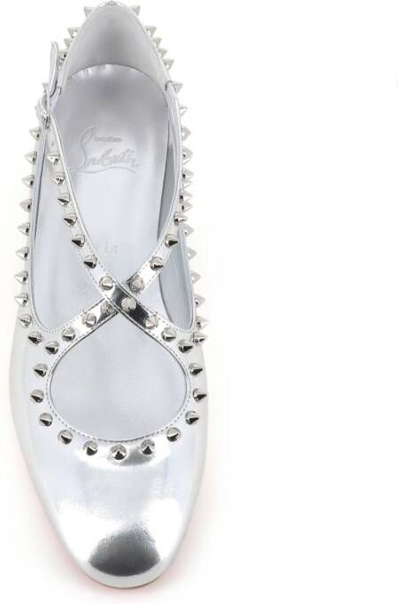 Christian Louboutin Zilveren Studs Ballet Flats Spiegel Leer Gray Dames