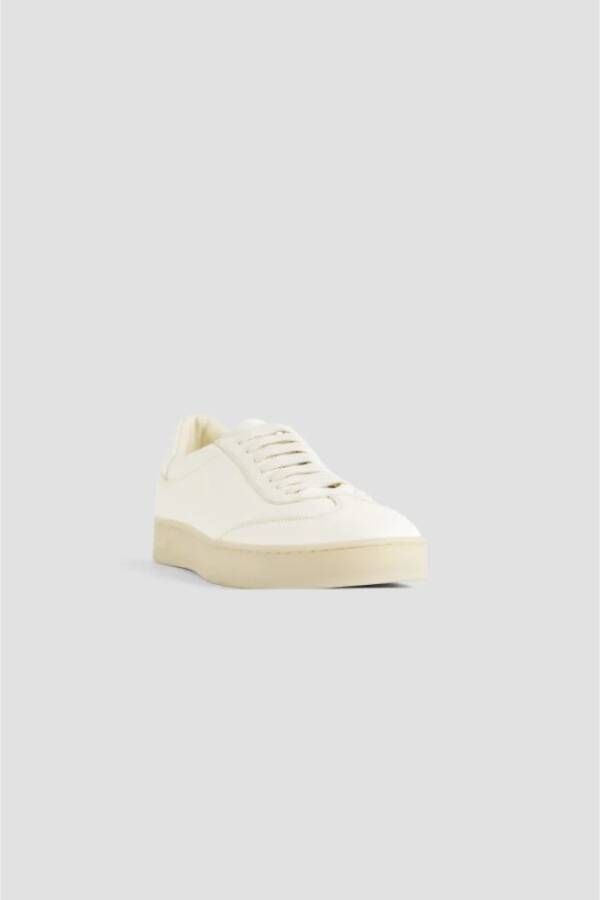 Church's Witte Leren Sneakers Beige Rubberen Zool White Heren