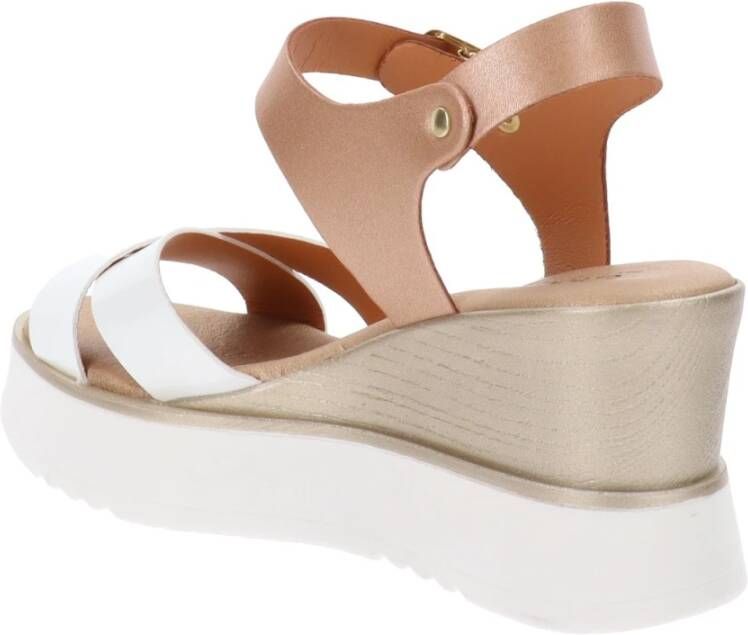 Cinzia Soft Dames Sandalen van Kunstleer met Gesp Sluiting White Dames