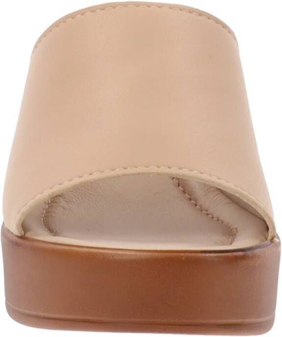 Cinzia Soft Leren Damesandalen Slip-On Sluiting Beige Dames