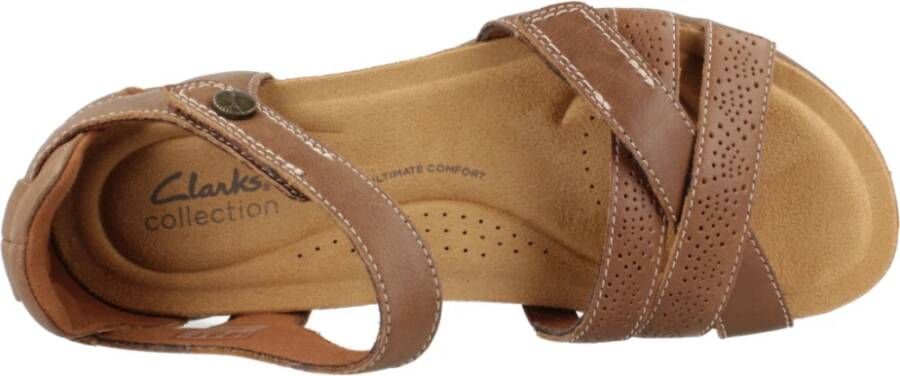 Clarks Stijlvolle platte sandalen voor vrouwen Brown Dames