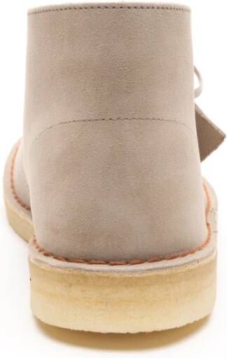 Clarks Platte Suède Woestijnlaarzen Beige Heren