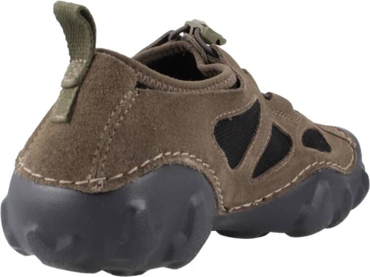 Clarks Stijlvolle Trail Sneakers voor Mannen Brown Heren