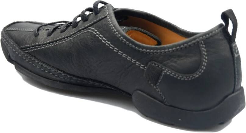 Clarks Klassieke Leren Sneaker Zwart Heren