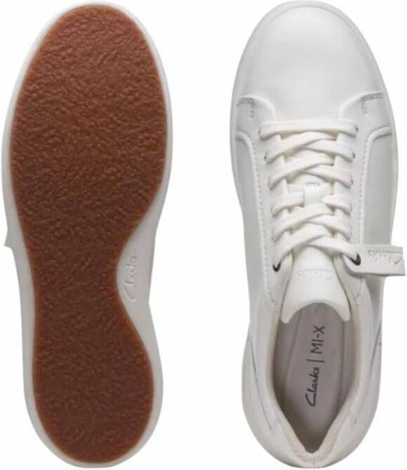 Clarks Stijlvolle leren sneaker CourtLite Move White Dames