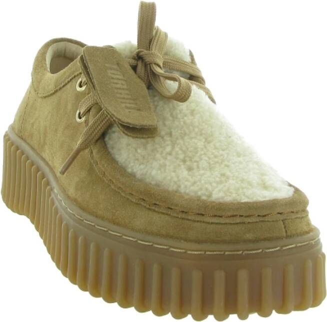 Clarks Torhill BEE Schoenen Beige Dames