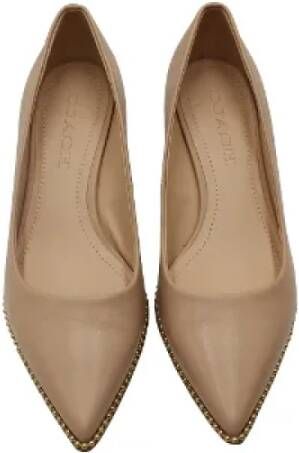 Coach Pre-owned Leather heels Beige Dames