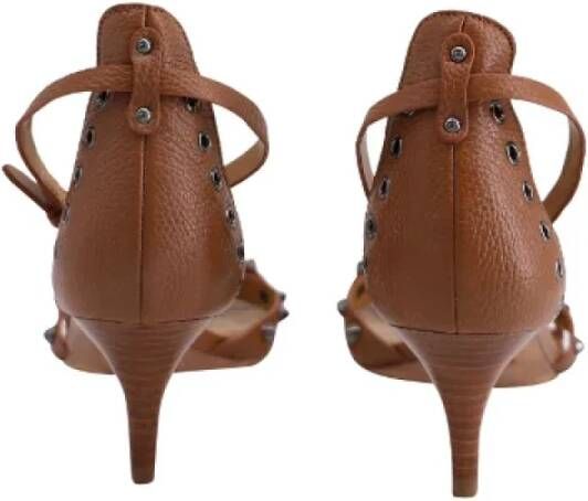 Coach Pre-owned Leather heels Brown Dames