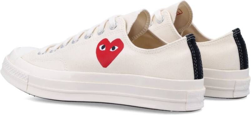 Comme des Garçons Play Witte Heart Low Top Sneakers White Unisex