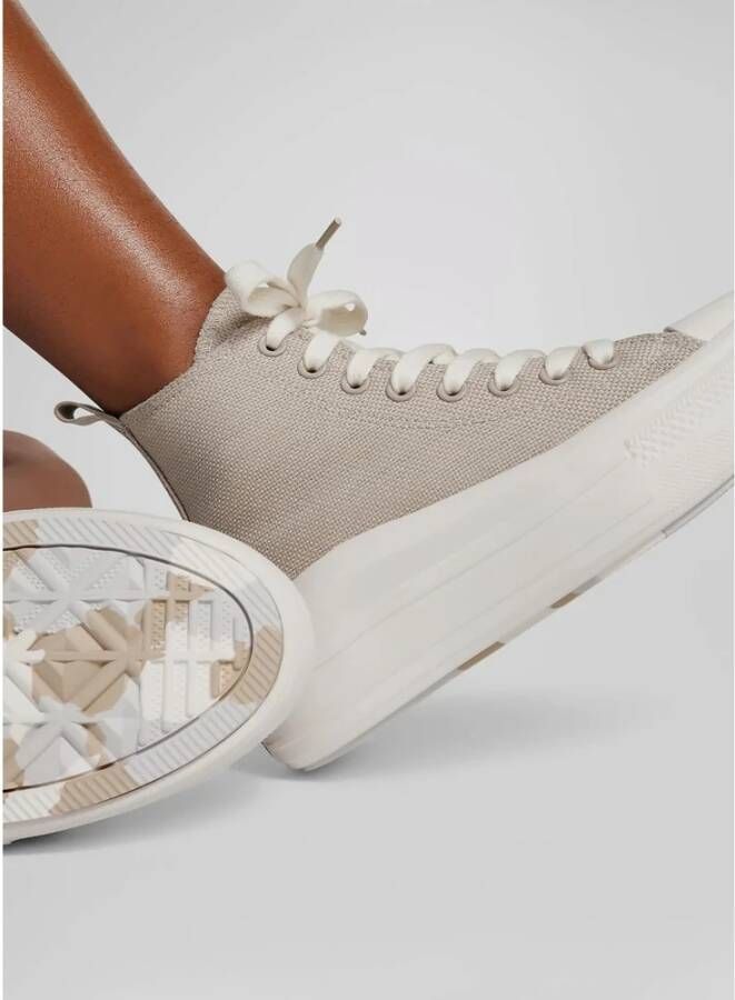 Converse Stijlvolle Platform Sneakers voor Vrouwen Beige Dames