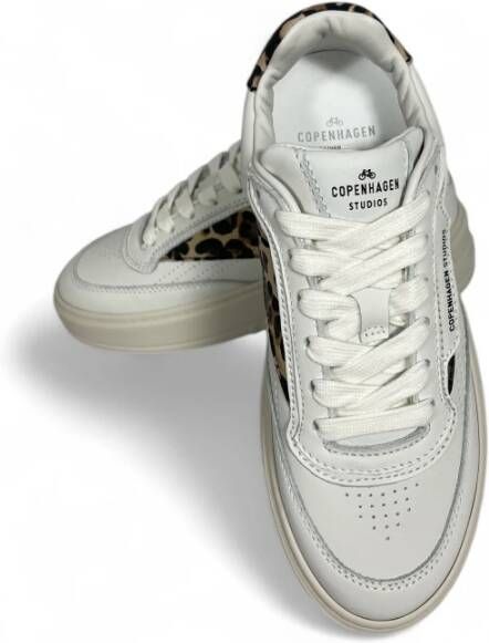 Copenhagen Shoes Witte leren sneakers met logodetails White Dames