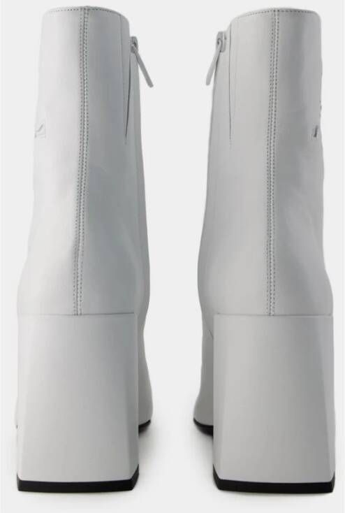 Courrèges Witte Leren Enkellaarzen White Dames