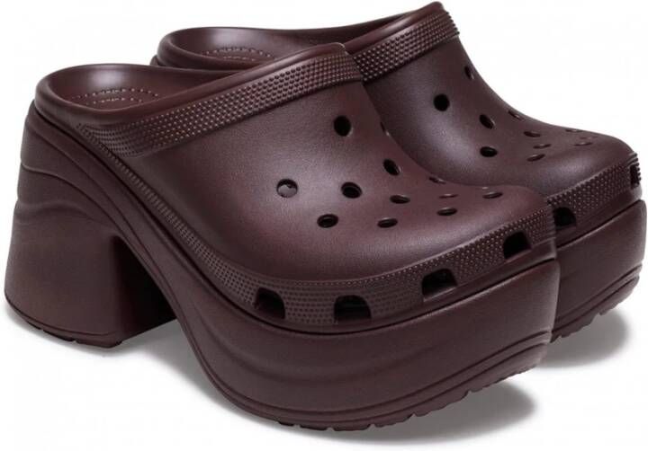Crocs Comfortabele Sandalen voor Dagelijks Gebruik Brown Dames