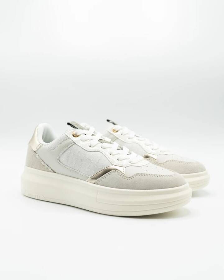 Cruyff Verhoog je sneaker game met Pace Court Multicolor Dames