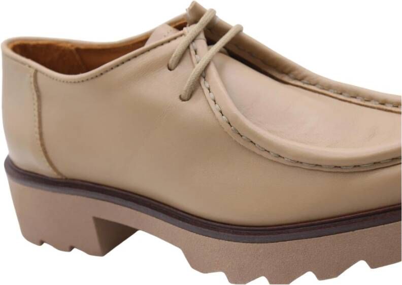 Ctwlk. Veterschoen Vanliefde Beige Dames