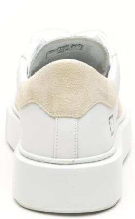 D.a.t.e. Beige Sneakers met Streep Detail White Dames