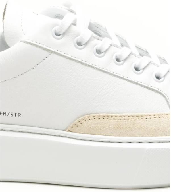 D.a.t.e. Beige Sneakers met Streep Detail White Dames