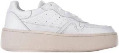 D.a.t.e. Witte leren sneakers met geperforeerde details White Dames