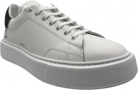 D.a.t.e. Witte leren sneakers met zwarte details White Dames