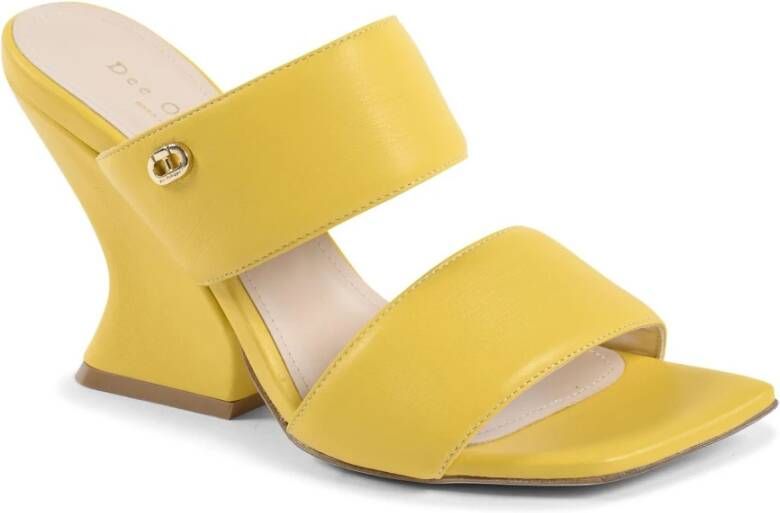 Dee Ocleppo Gele Nappa Leren Gebogen Wig Sandalen Yellow Dames