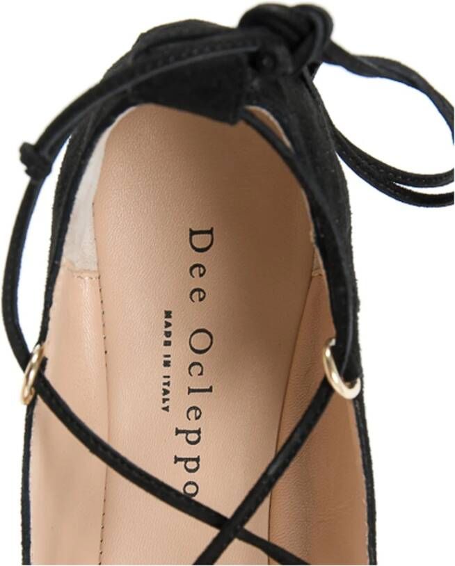 Dee Ocleppo Suede Cross Strap Sandal Black Dames