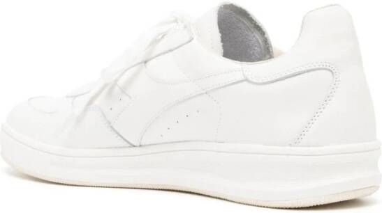 Diadora Witte Sneakers Logo Patch Veters Rubberen Zool White Heren