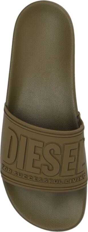 Diesel Sa-Mayemi slides Green Heren