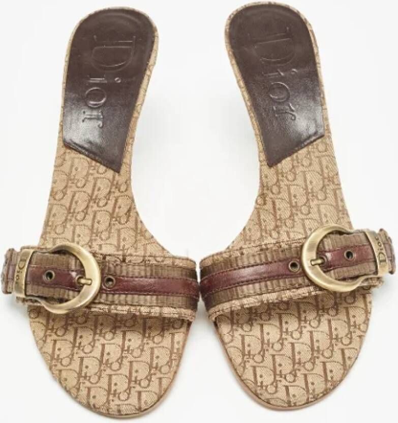 Dior Vintage Pre-owned Canvas sandals Brown Dames