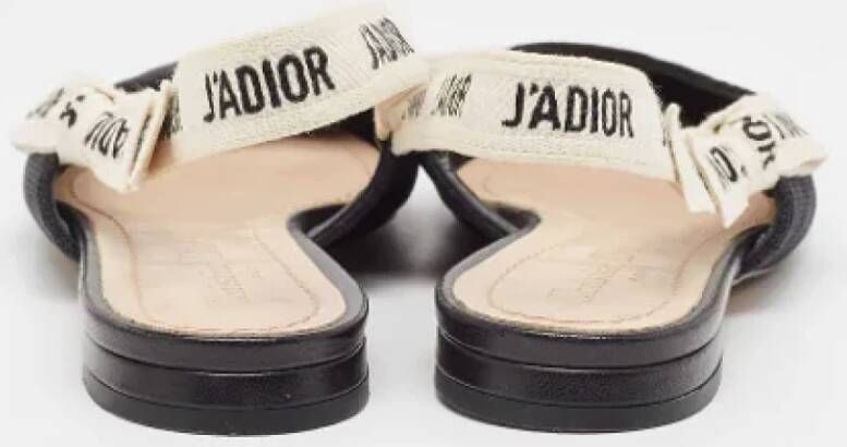 Dior Vintage Pre-owned Fabric flats Black Dames