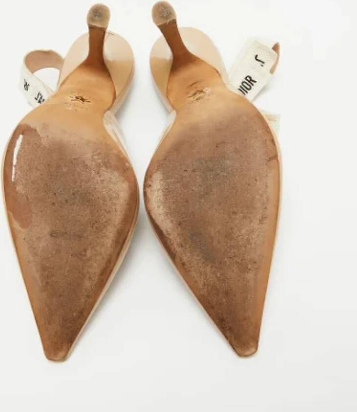 Dior Vintage Pre-owned Leather heels Beige Dames